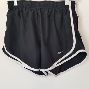 2 Nike Dri-Fit Shorts Womens Medium Brief-Lined Black 1388/1400